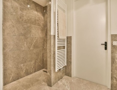 doccia in nicchia e muratura