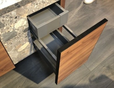 mobile bagno rustico con legno massello